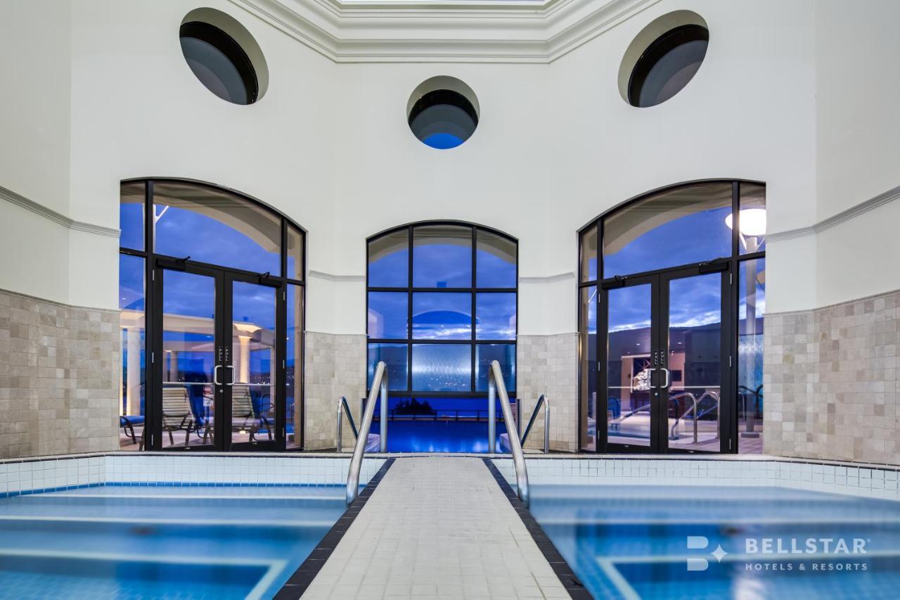 The Royal Kelowna - Bellstar Hotels & Resorts Exteriér fotografie