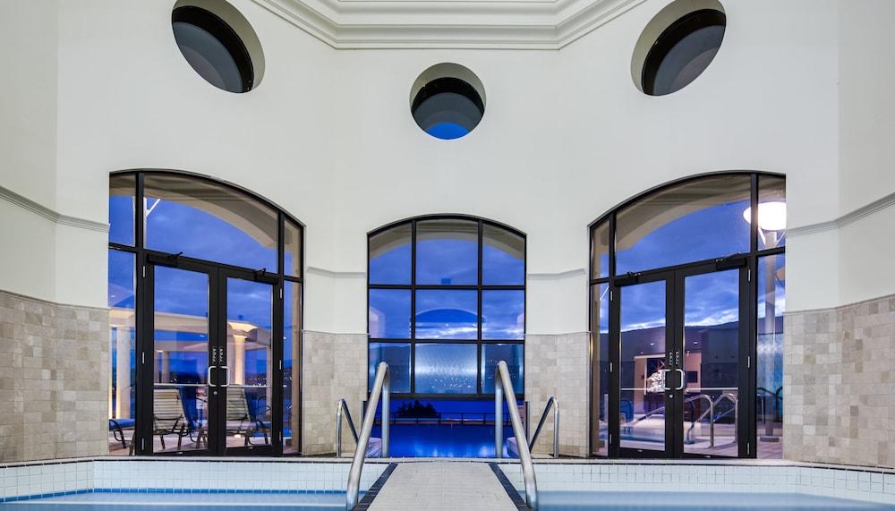 The Royal Kelowna - Bellstar Hotels & Resorts Exteriér fotografie