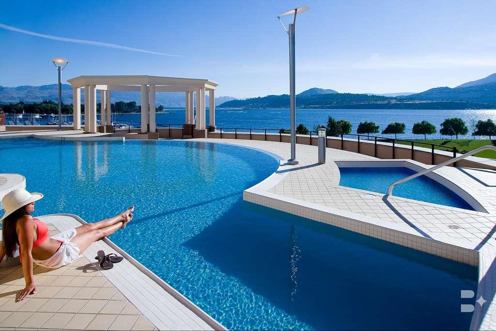 The Royal Kelowna - Bellstar Hotels & Resorts Exteriér fotografie