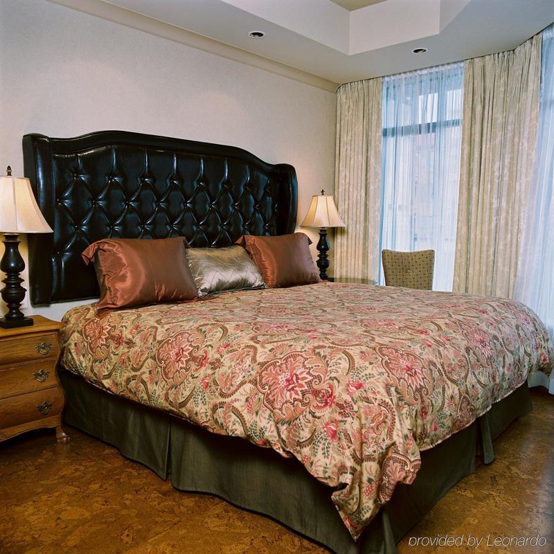 The Royal Kelowna - Bellstar Hotels & Resorts Pokoj fotografie